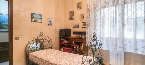 4 rooms Apartment in Rome, Italy No. 71138 44