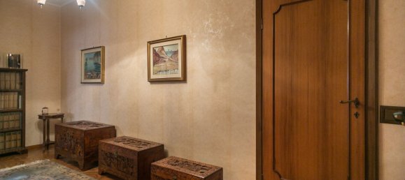 4 rooms Apartment in Rome, Italy No. 71138 4