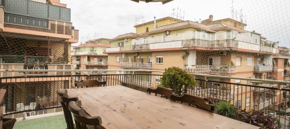 4 rooms Apartment in Rome, Italy No. 71138 2