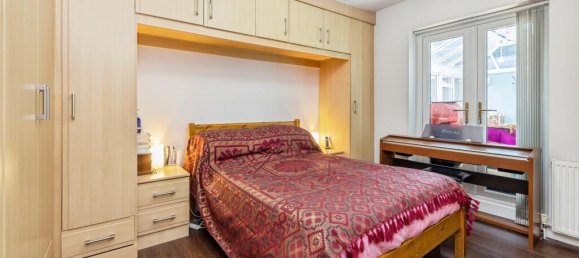 4 bedrooms Bungalow in Bushey, United Kingdom No. 6190 20