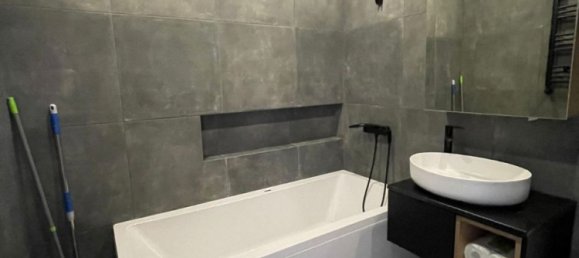 2 rooms Apartment in Tbilisi, Georgia No. 4 6