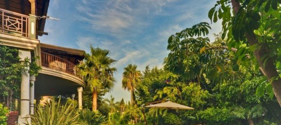 Villa de 7 dormitorios en Marbella, Spain No. 9902 9