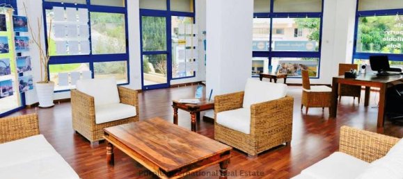 Bureau à Tala, Cyprus 317.4m² No. 21901 4