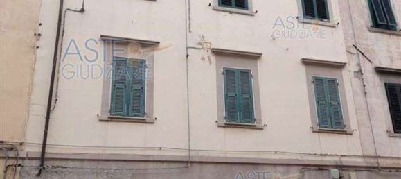 Квартира с 3 комнатами в Ливорно, Италия № 50954 3