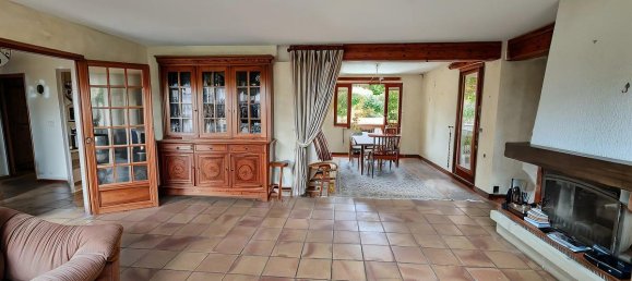 4 bedrooms House in Aigremont, France No. 145835 5