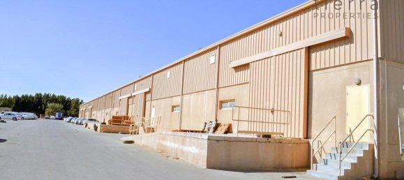 543.5m² Warehouse in Dubai, UAE No. 55440 2