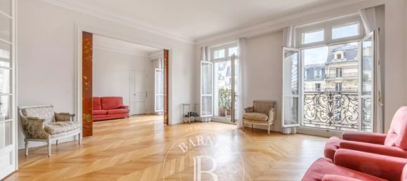 4 bedrooms Apartment in Paris, France No. 344222 2
