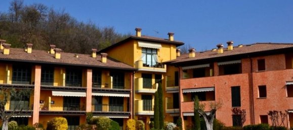 3-salle Appartement à Brescia, Italy No. 84614 20