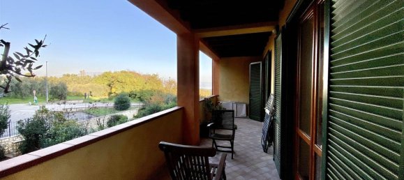 3-salle Appartement à Brescia, Italy No. 84614 4