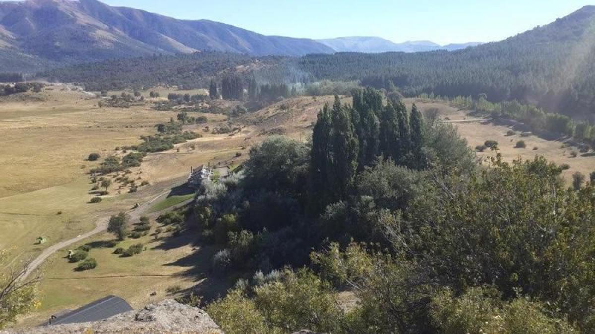  Land in Neuquen, Argentina No. 34601