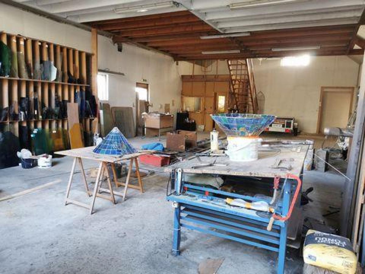  مكتب في Quintin, France 320متر مربع رقم 17551