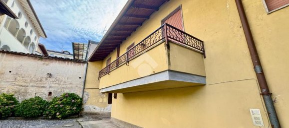 Apartamento T2 em Gandino, Italy N.º 353059 16