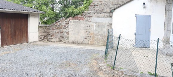 3 bedrooms House in Sourdeval, France No. 357261 2