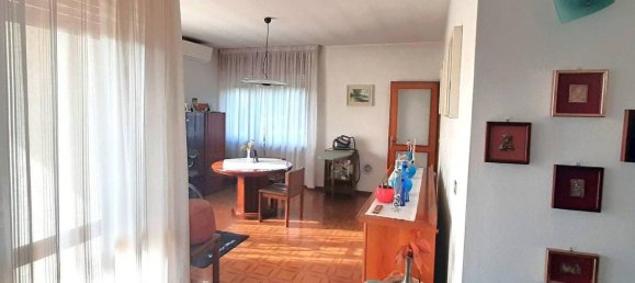 4غرفة فيلا في Udine, Italy رقم 142308 25