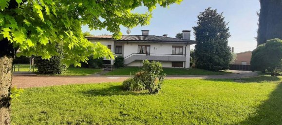 4غرفة فيلا في Udine, Italy رقم 142308 9