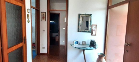 4غرفة فيلا في Udine, Italy رقم 142308 37