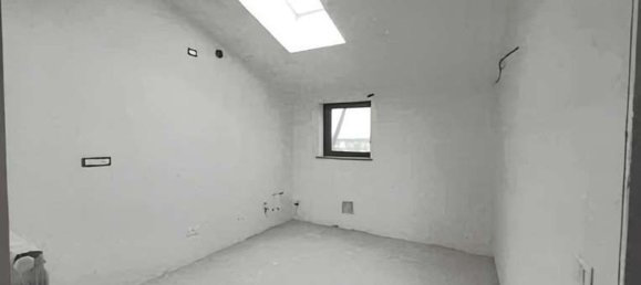 4غرفة شقة في Gallarate, Italy رقم 181133 3