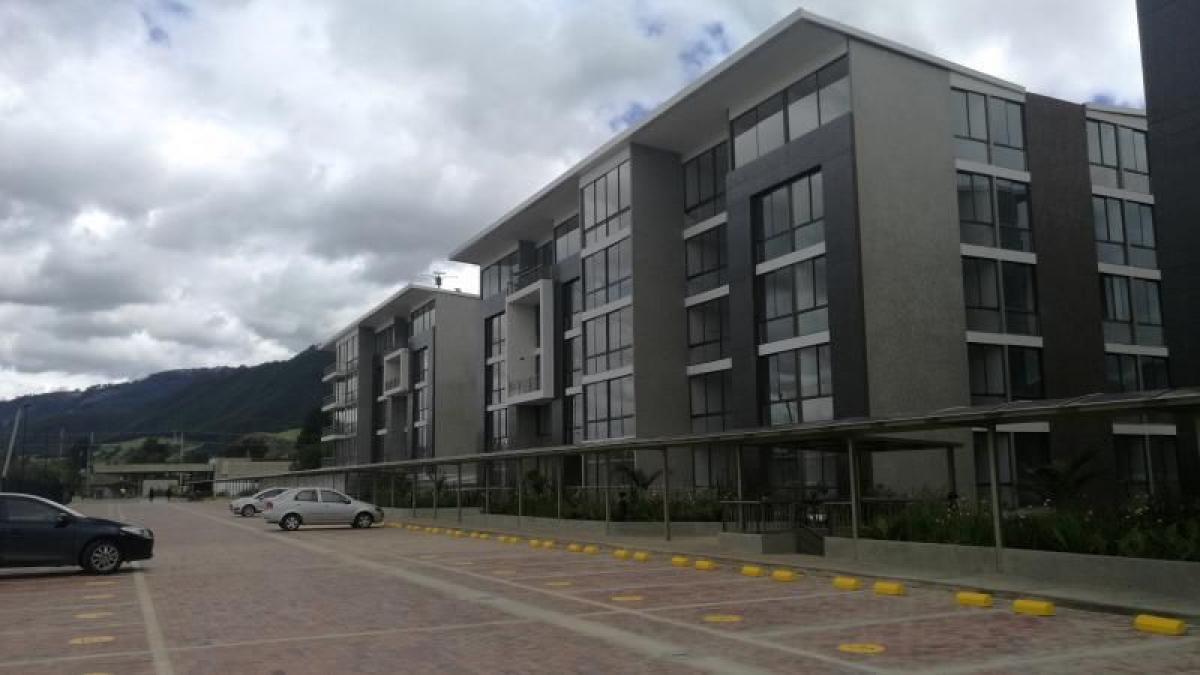 3 bedrooms House in Cundinamarca, Colombia No. 5537