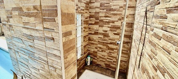 4 Schlafzimmer Villa in Villamartin, Spain, Nr. 14449 12