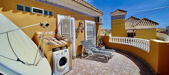 4 Schlafzimmer Villa in Villamartin, Spain, Nr. 14449 8