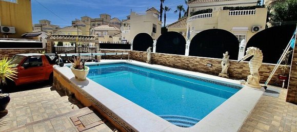 4 Schlafzimmer Villa in Villamartin, Spain, Nr. 14449 4