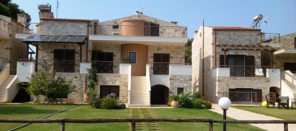 4 bedrooms Property in Chalkidiki, Greece No. 4645 3