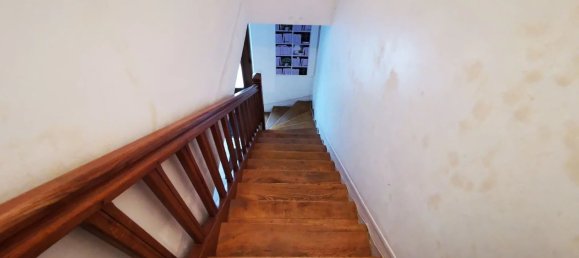 2 bedrooms House in Aubigny-sur-Nere, France No. 52956 8