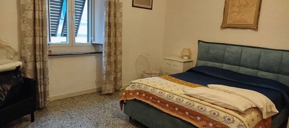 3 rooms Apartment in Livorno, Italy No. 261546 2