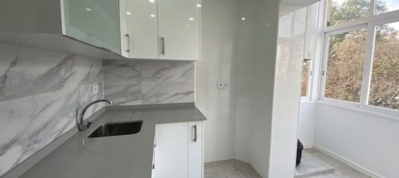 1 bedroom Apartment in Lisbon, Portugal No. 151941 3