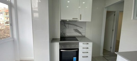 1 bedroom Apartment in Lisbon, Portugal No. 151941 8