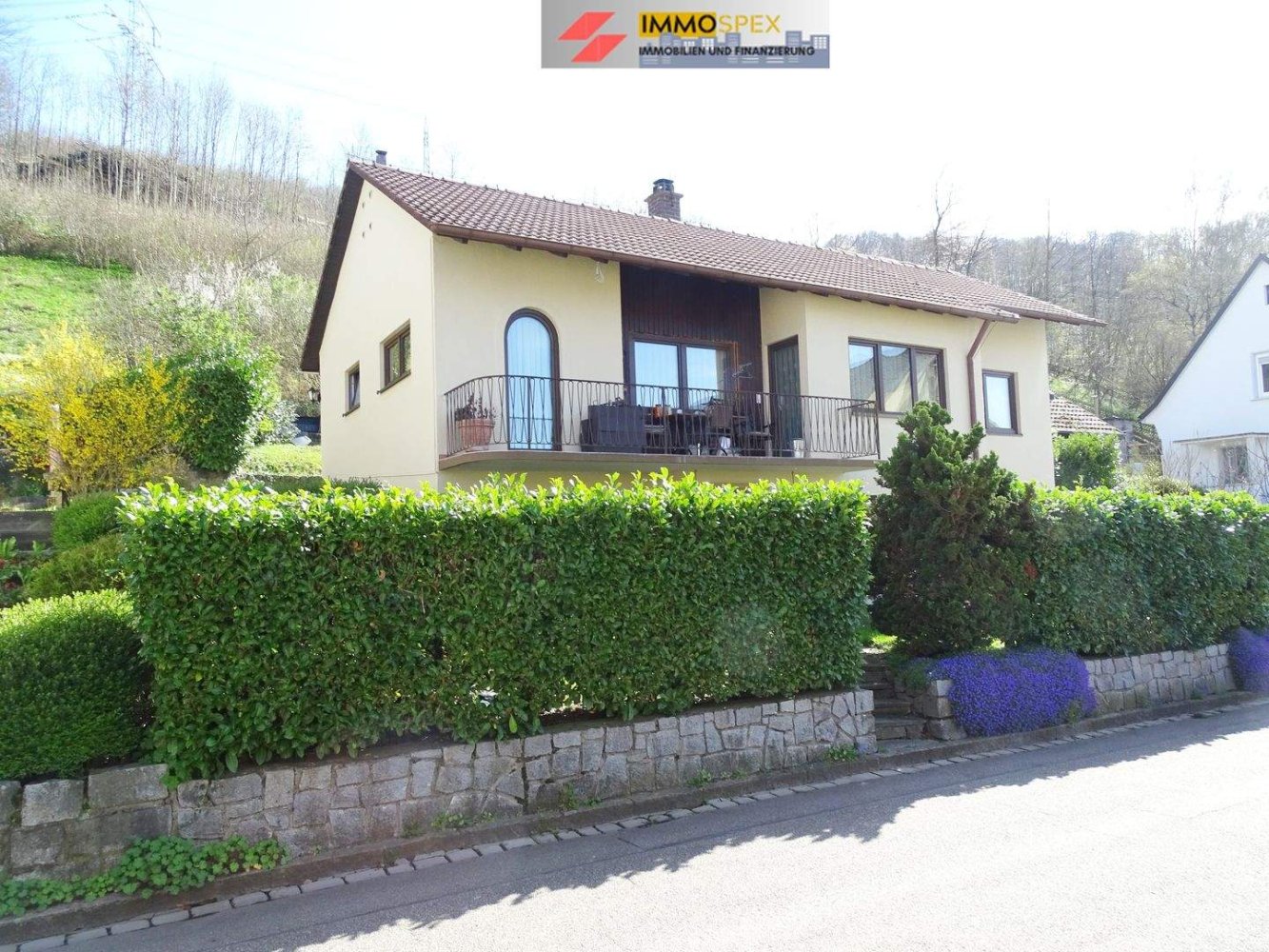 5 rooms House in Lorrach, Germany No. 240605