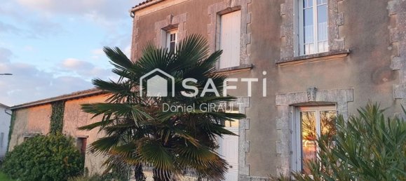 3 Schlafzimmer Haus in Charente-Maritime, France, Nr. 312875 2