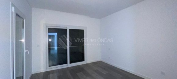 4 Schlafzimmer Villa in Corroios, Portugal, Nr. 123675 19