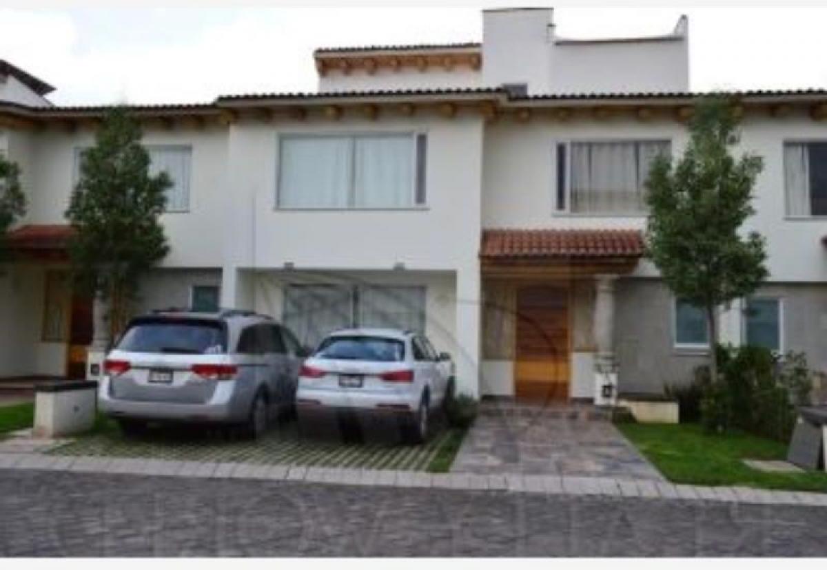 4 bedrooms House in Lerma, Mexico No. 184305