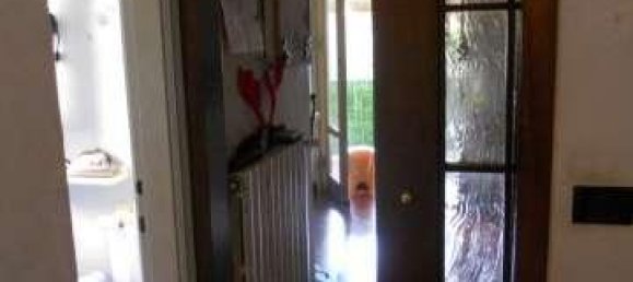 5 rooms Apartment in Florence, Italy No. 32990 11