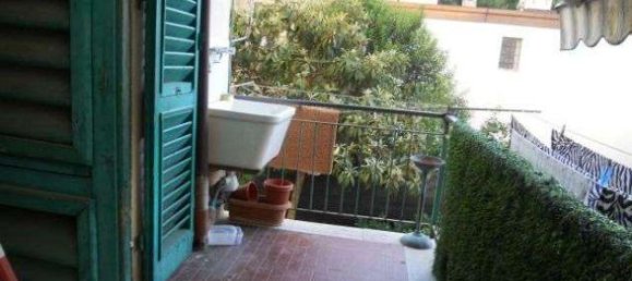 5 rooms Apartment in Florence, Italy No. 32990 17