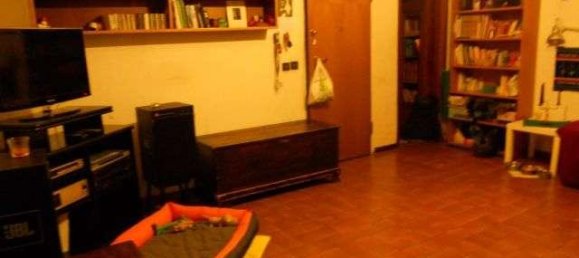 5 rooms Apartment in Florence, Italy No. 32990 8