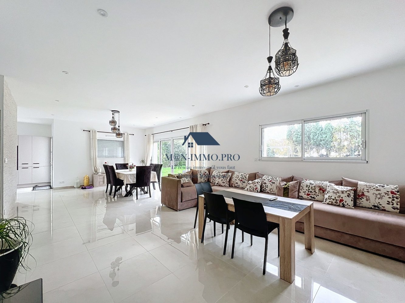 3 chambres Maison à Chanteloup, France No. 208787