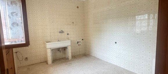 4-Zimmer Wohnung in Taranto, Italy, Nr. 148176 15