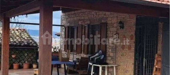 Квартира с 3 спальнями в Фронтоне, Италия № 265424 8