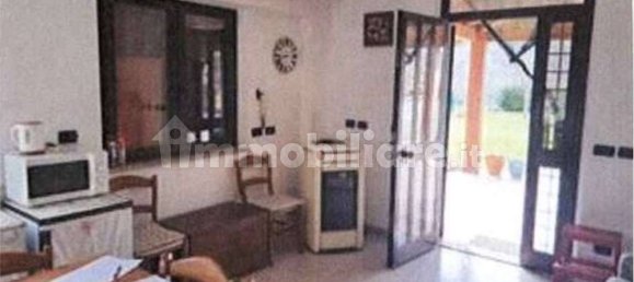 Квартира с 3 спальнями в Фронтоне, Италия № 265424 6