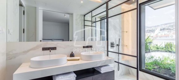 Квартира с 2 спальнями в Фуншал, Португалия № 115154 9