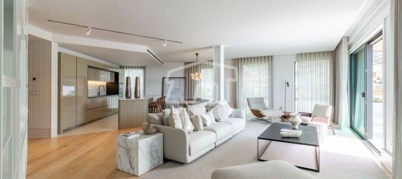 Квартира с 2 спальнями в Фуншал, Португалия № 115154 12