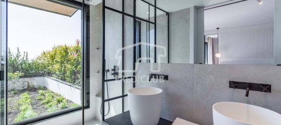 Квартира с 2 спальнями в Фуншал, Португалия № 115154 8