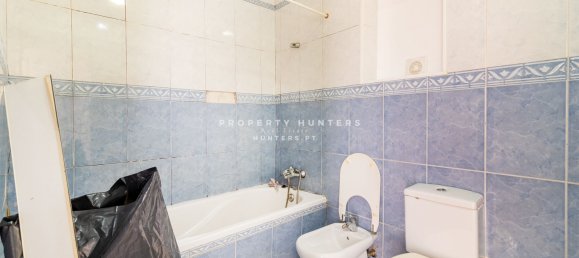 2 bedrooms Apartment in Lisbon, Portugal No. 103606 3