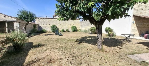 3 bedrooms House in Deux-Sevres, France No. 340151 11