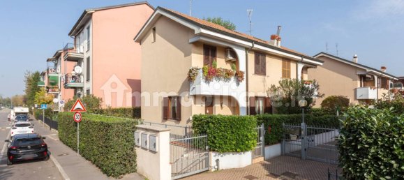 2 bedrooms Villa in Bollate, Italy No. 16842 43