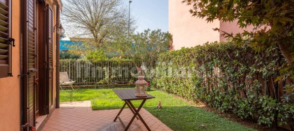 2 bedrooms Villa in Bollate, Italy No. 16842 10
