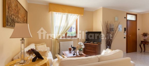 2 bedrooms Villa in Bollate, Italy No. 16842 7
