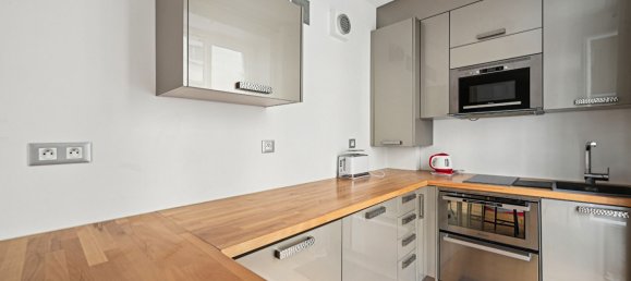 1 bedroom Apartment in Paris, France No. 105675 8